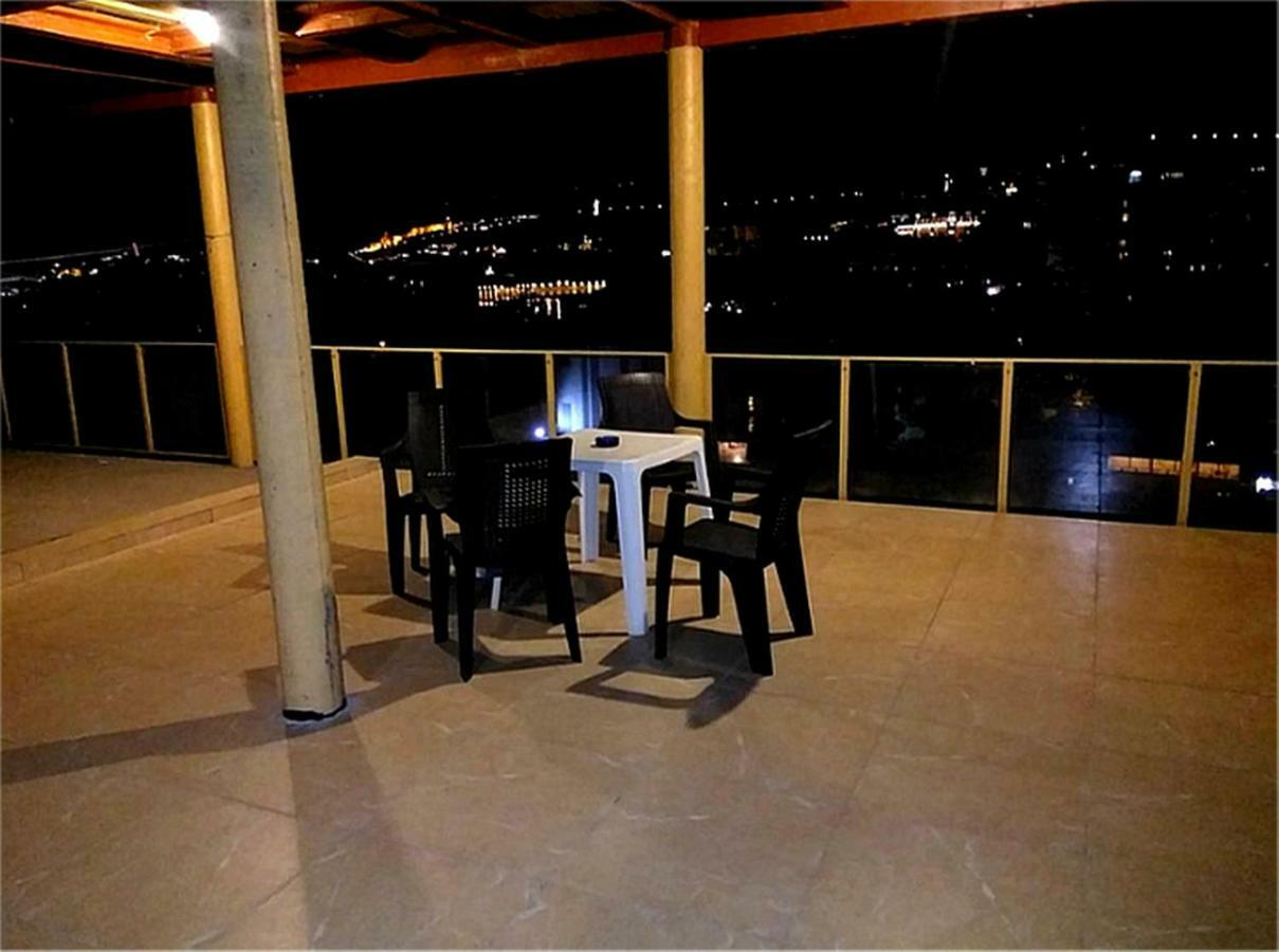 New Tbilisi Terrace Exterior foto